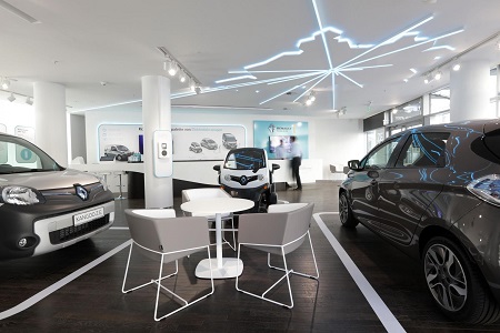Renault eröffnet Electric Vehicle Experience Center in Berlin 