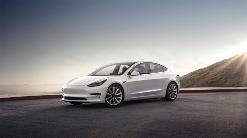 Tesla 3 feiert Deutschlandpremiere 