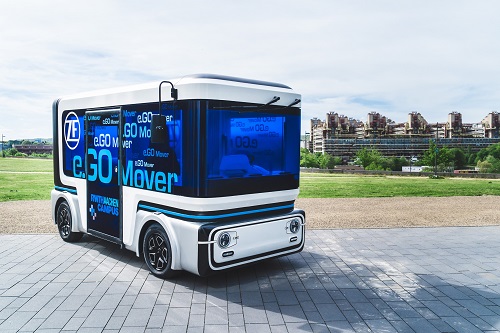 Der e.GO Mover bietet zehn Sitz- und fünf Stehplätze, ein 150 kW-Antriebssystem und eine Batteriekapazität bis zu 60 kWh.
