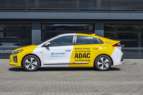 Das Elektroladefahrzeug von Hyundai wird in einem Pilotprojekt der Aktiengesellschaft ADAC SE lokal begrenzt eingesetzt.
