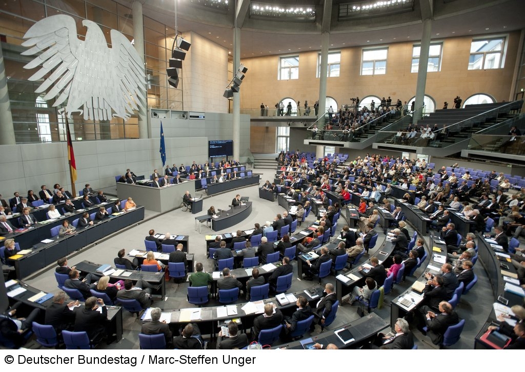 images/eMobilJournal/Bundestag__Deutscher_Bundestag__Marc-Steffen_Unger.jpg